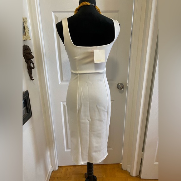 🆕 Square Neck Midi Dress - Picture 3 of 8